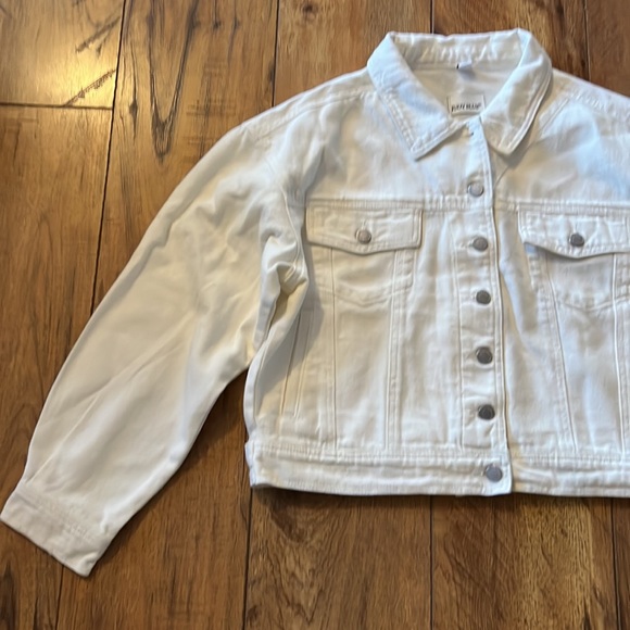 NWT Judy Blue White Denim Jacket Medium Cropped - Picture 3 of 14